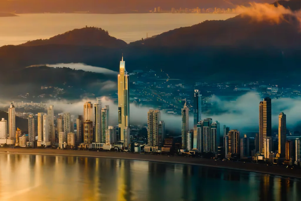 Senna Tower FG Empreendimentos — Balneário Camboriú